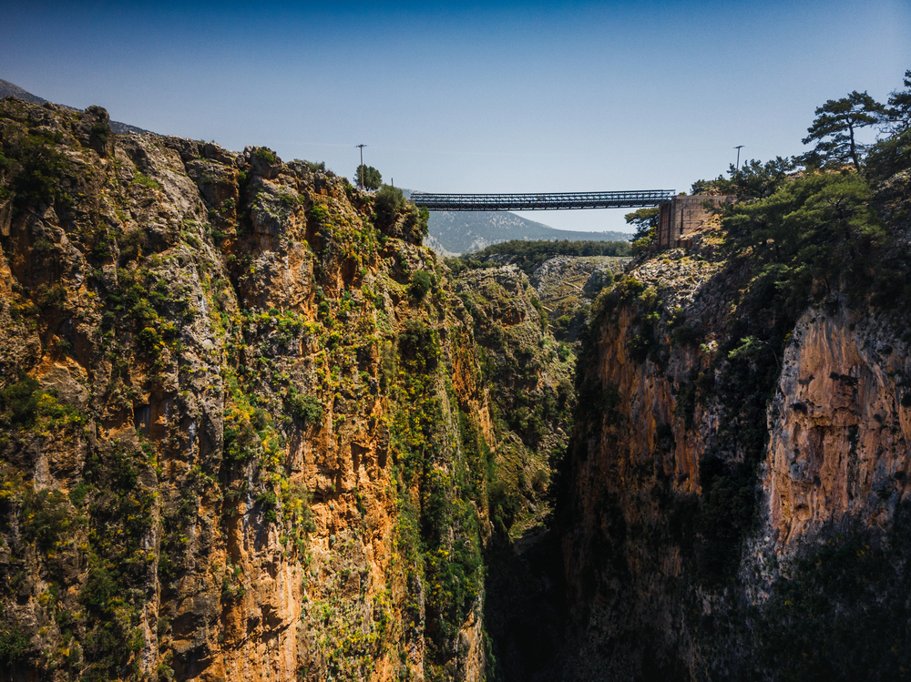 Faragi Aradenas (Aradena Gorge) and the Aradena bridge
