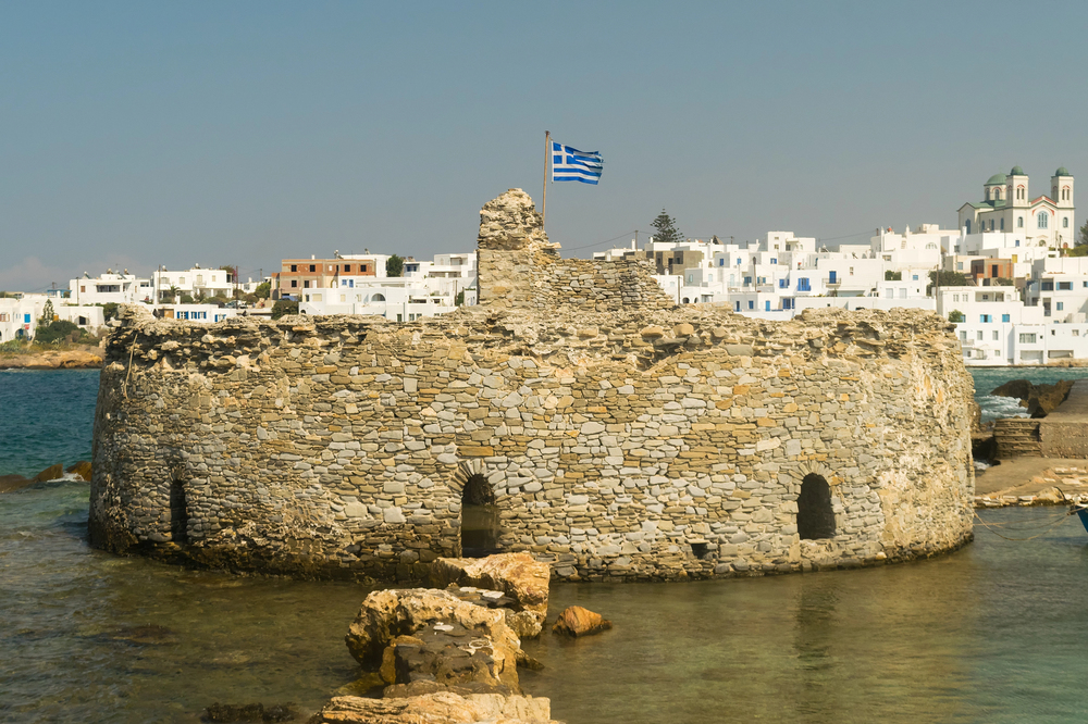 Palia Poli (Old Town) and the Venetian harbour of Naoussa